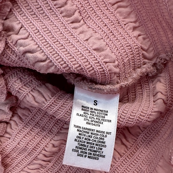 Aeropostale Small Smocked Pink Ruffled Tube Top Coquette Girl Balletcore NWOT - Picture 4 of 6